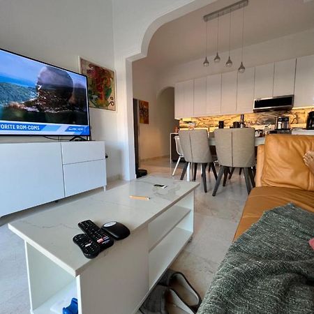 Joy Apartment San Juan Luaran gambar